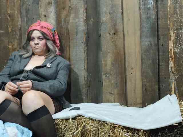 BarnDebauchery