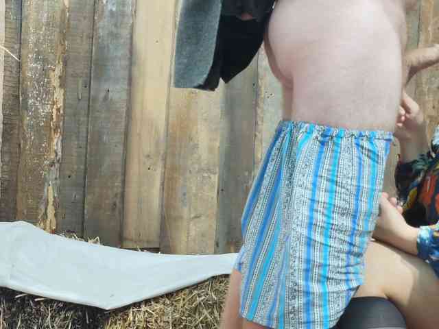 Model: BarnDebauchery