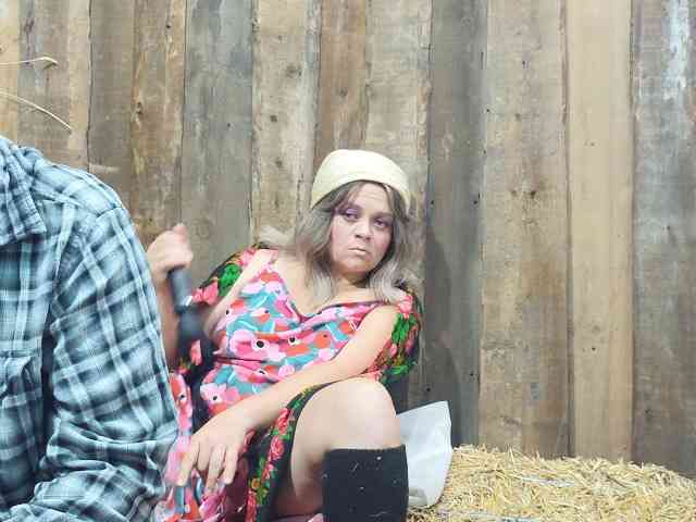 BarnDebauchery
