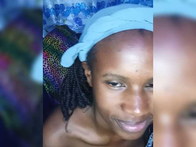 MidnightSiren live cam on BongaCams