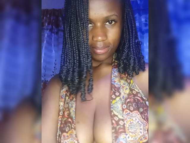 MidnightSiren live cam on BongaCams