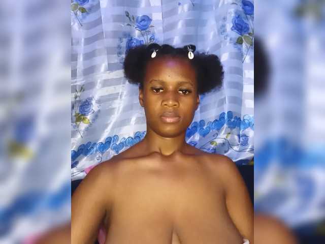 MidnightSiren live cam on BongaCams
