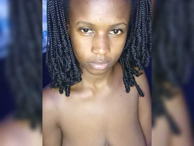 MidnightSiren live cam on BongaCams