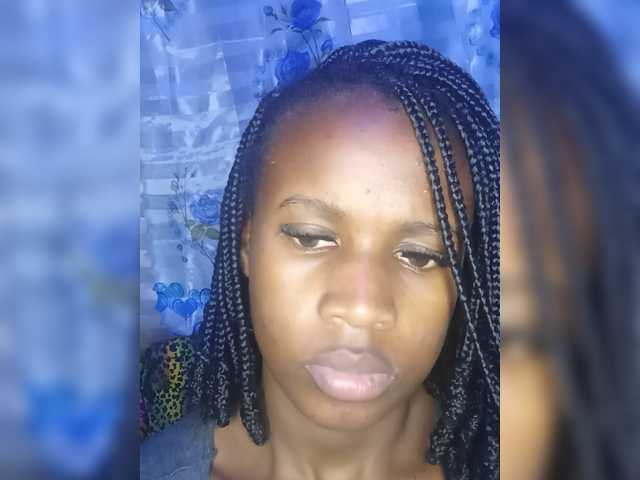 MidnightSiren live cam on BongaCams