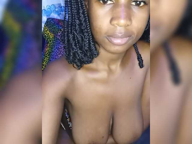 MidnightSiren live cam on BongaCams