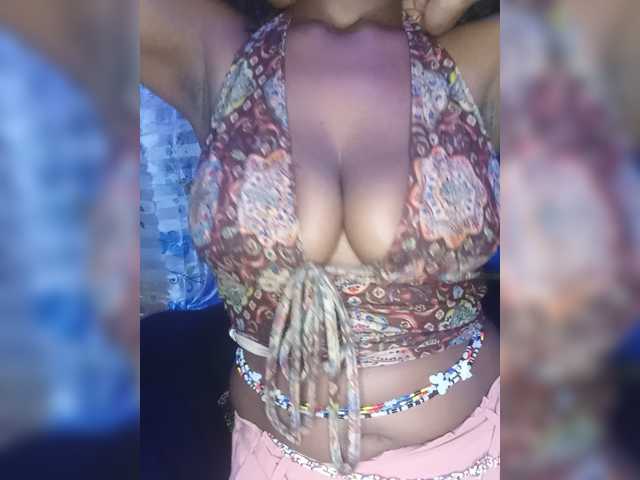MidnightSiren live cam on BongaCams