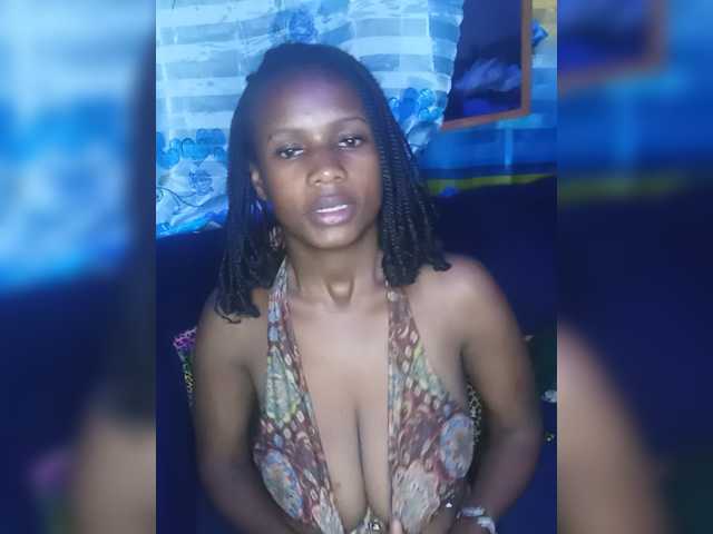 MidnightSiren live cam on BongaCams