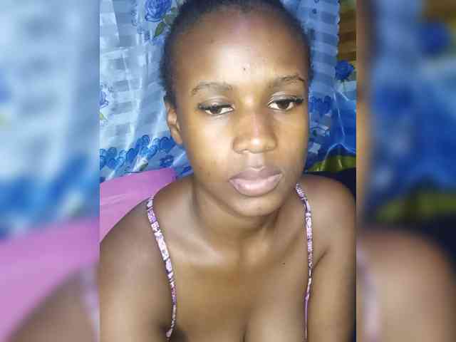 Midnightsiren's cam show statistics and live stream