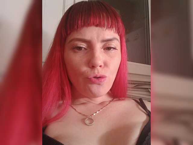 Niki-mur, en directo ahora en BongaCams