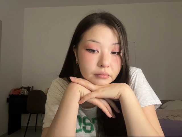 DeaneFalconi live cam on BongaCams