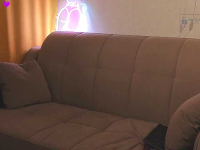 Katyn live cam on BongaCams