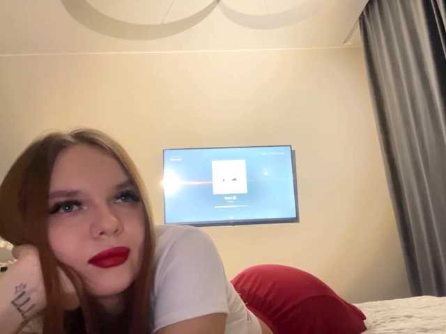 AngleSixsmith live cam on BongaCams
