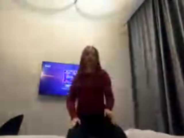 AngleSixsmith live cam on BongaCams