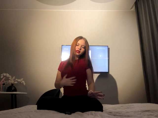 AngleSixsmith live cam on BongaCams