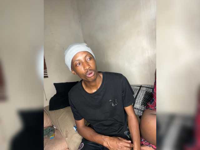 freakycoupl2001
