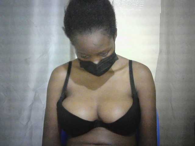 Sexyeva1 live cam preview