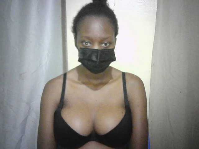 Sexyeva1 live cam on BongaCams