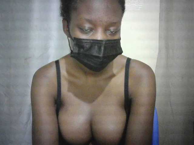 Sexyeva1 live cam preview
