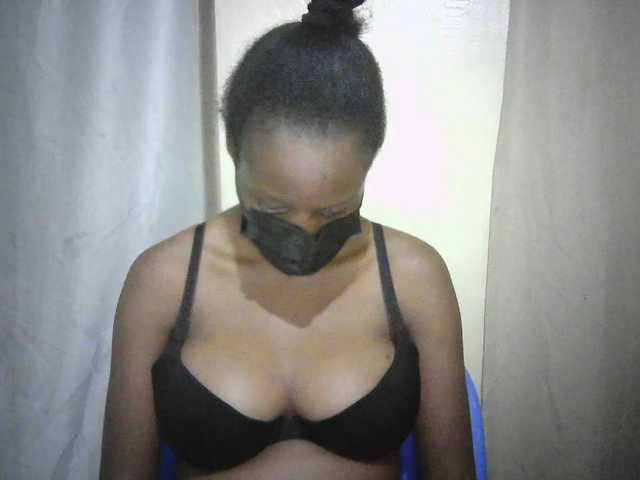 Sexyeva1 live cam on BongaCams