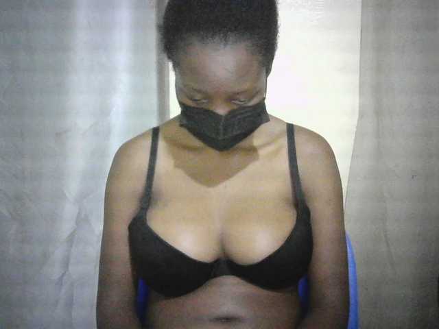 Sexyeva1 live cam preview