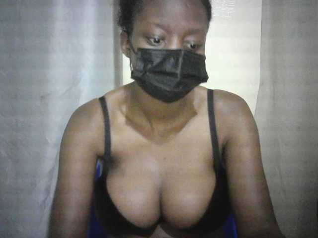 Sexyeva1 live cam preview