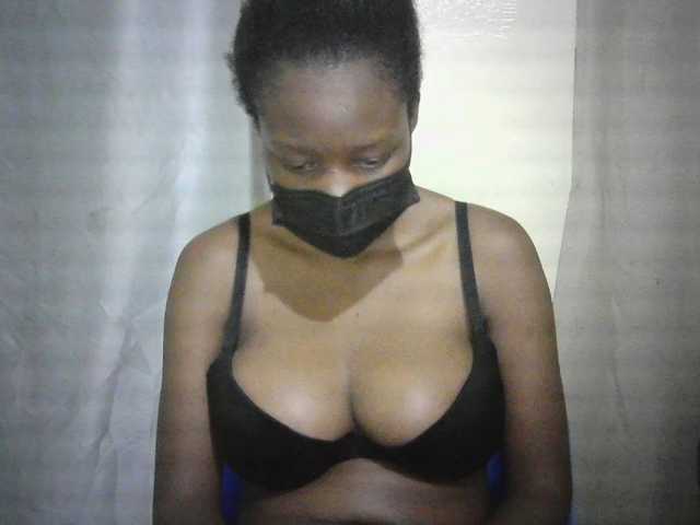 Sexyeva1 live cam preview