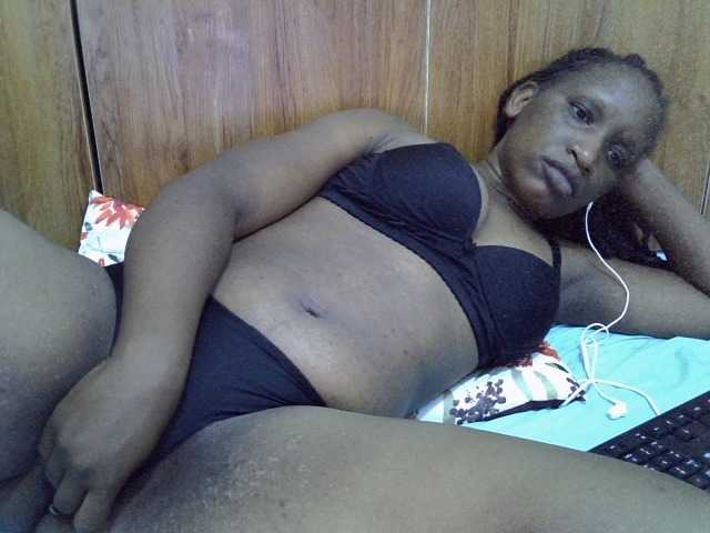 Cindy04 on Bongacams