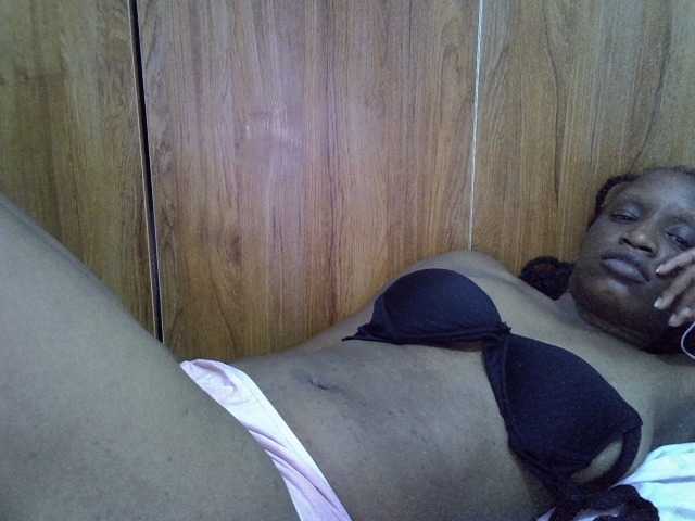 Cindy04 on Bongacams
