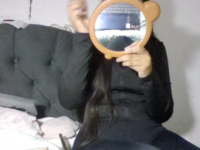 ElaSaradah live cam on BongaCams