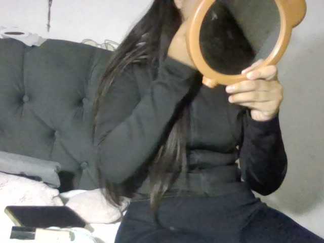 ElaSaradah live cam on BongaCams