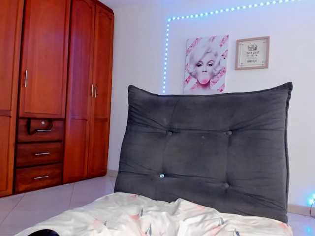 luna-dollie live cam on BongaCams