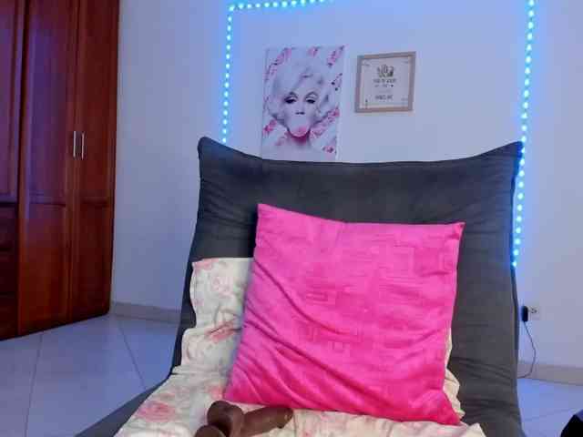 luna-dollie