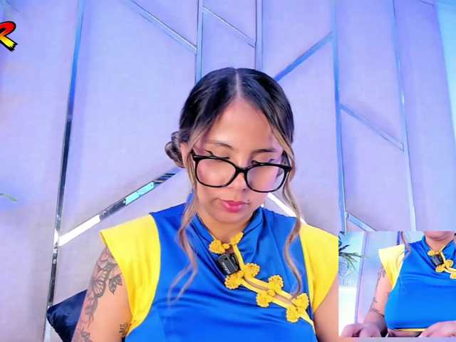 CaseyWalker live cam on BongaCams