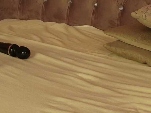 DaissyVee live cam