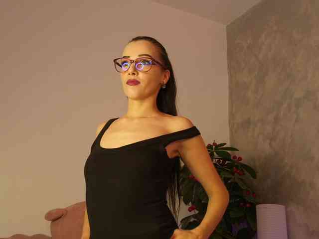 DaissyVee