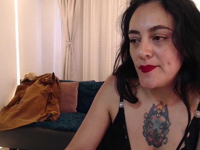 Astartee-lort live cam preview