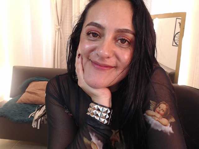 Astartee-lort, en directo ahora en BongaCams