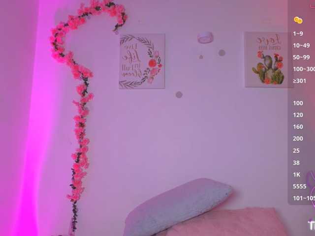 pollygrey1, en vivo ahora en BongaCams