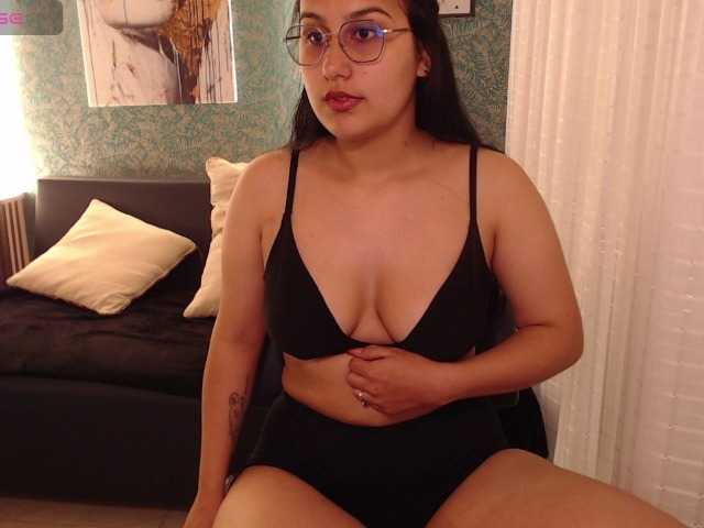 MilaaLuxe live cam on BongaCams