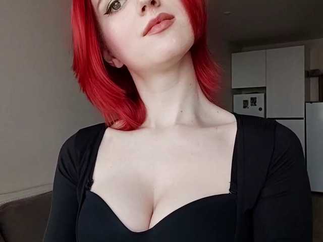 KellyeSochocki live cam on BongaCams