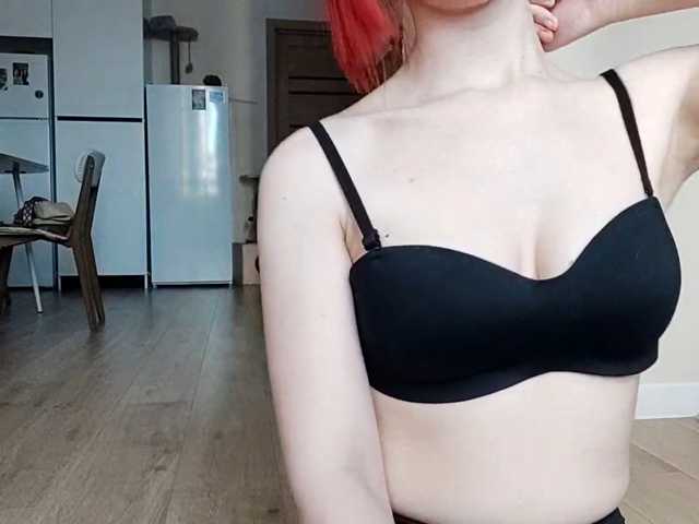 KellyeSochocki live cam on BongaCams