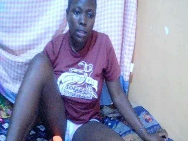 Indoshi live cam on BongaCams