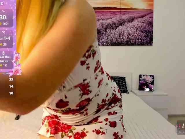 Model: AnnaLiveLove