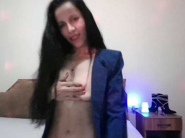 Selena777, en vivo ahora en BongaCams