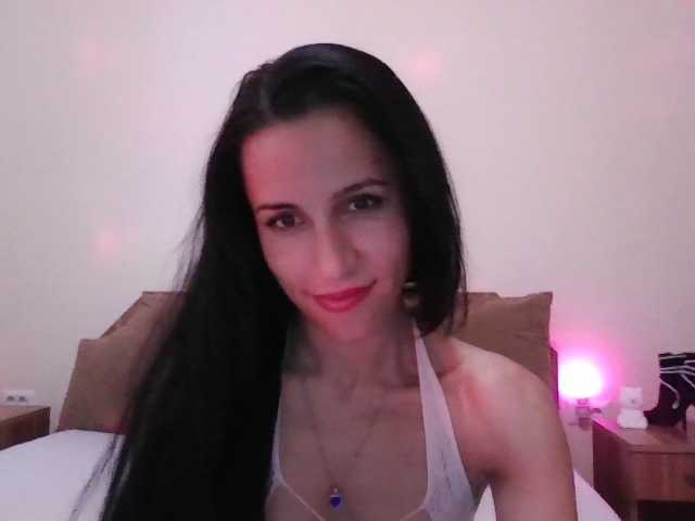 Selena777 live cam on BongaCams
