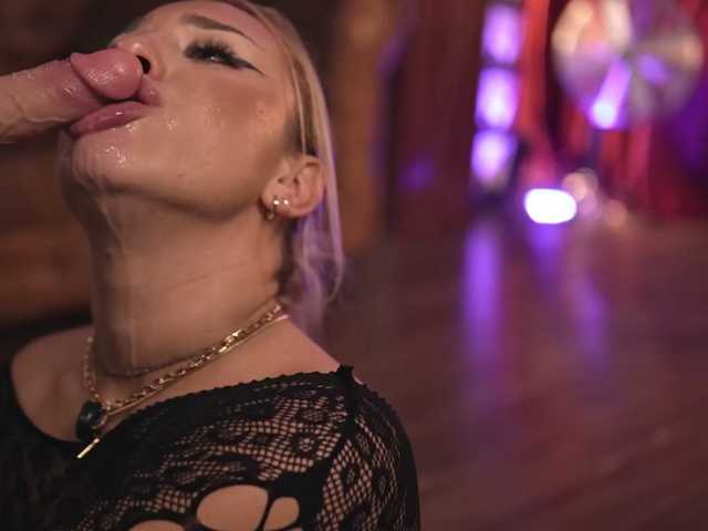 NalaGlow live cam on BongaCams