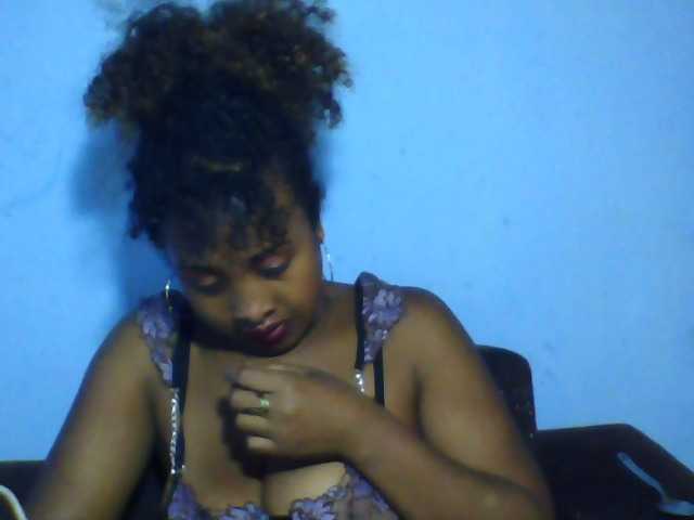Lohane-02 live cam on BongaCams