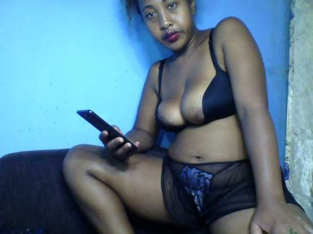 Lohane-02 live cam on BongaCams