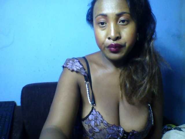 Lohane-02 live cam on BongaCams