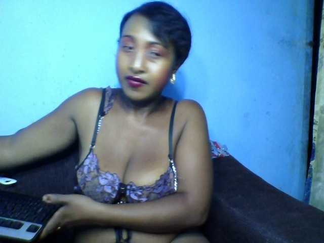 Lohane-02 live cam on BongaCams